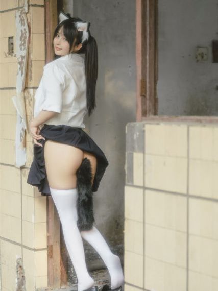 漂亮的女保姆