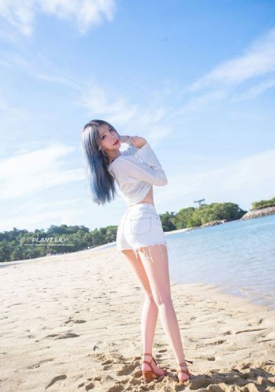 教室里我挺进了她的体内视频播放