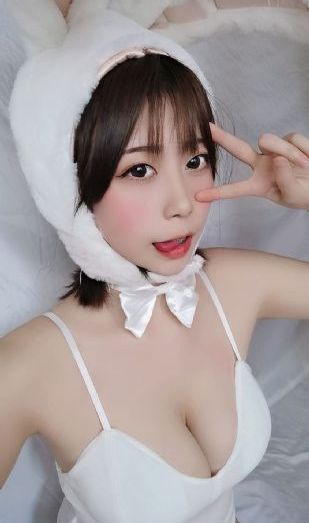 直接在线观看的三级网址